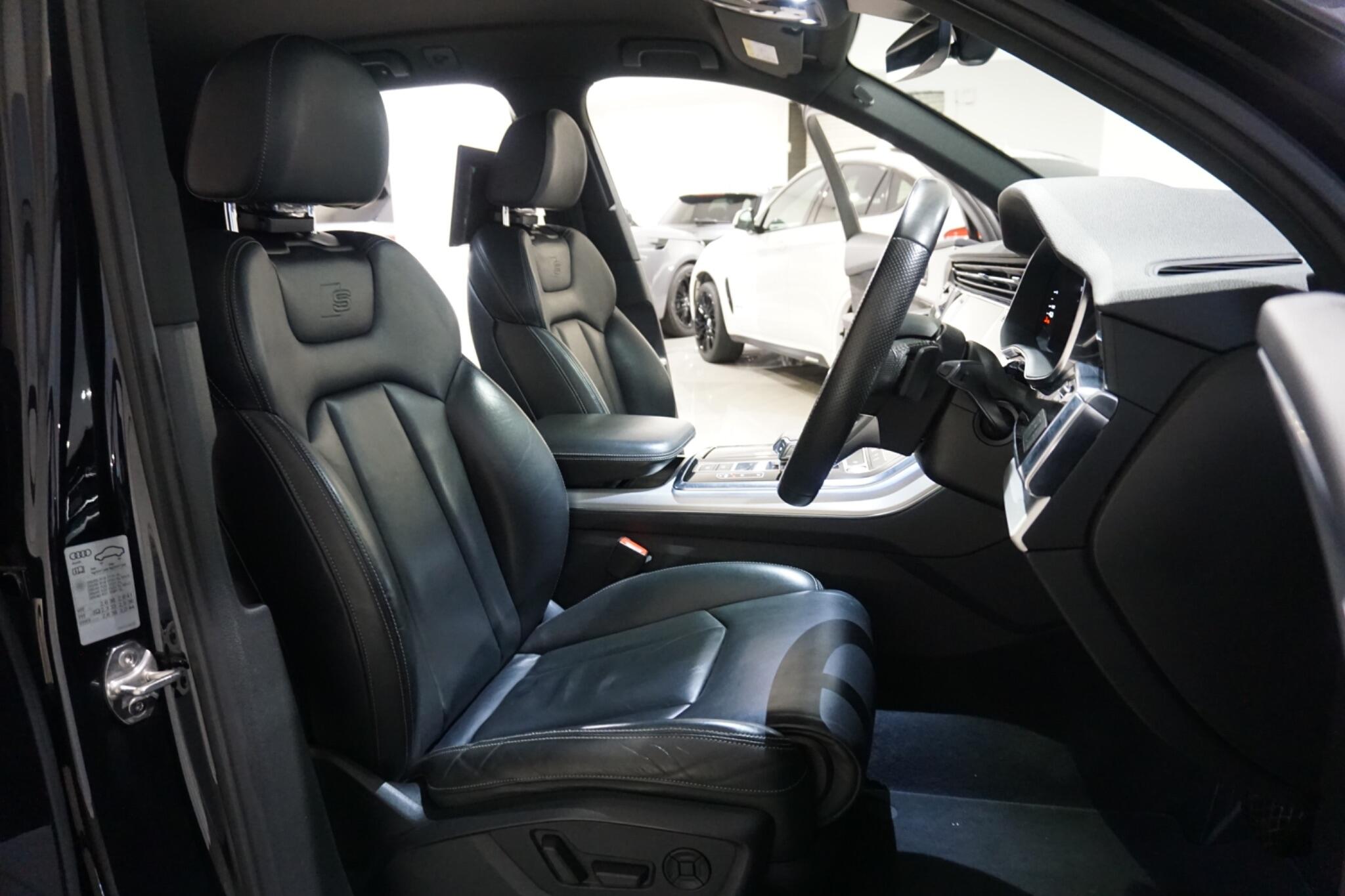 Audi Q7 3.0 TFSIe V6 55 S line SUV 5dr Petrol Plug-in Hybrid Tiptronic quattro Euro 6 (s/s) 17.9kWh (381 ps)